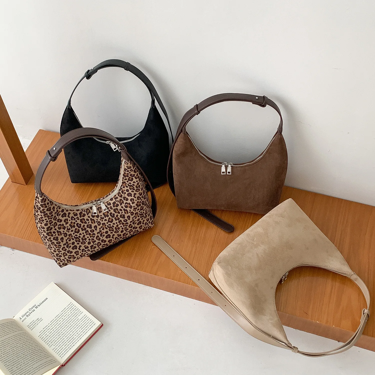 Luxury Leopard Crescent Women  - Half Moon Bag Suede 评论和价格