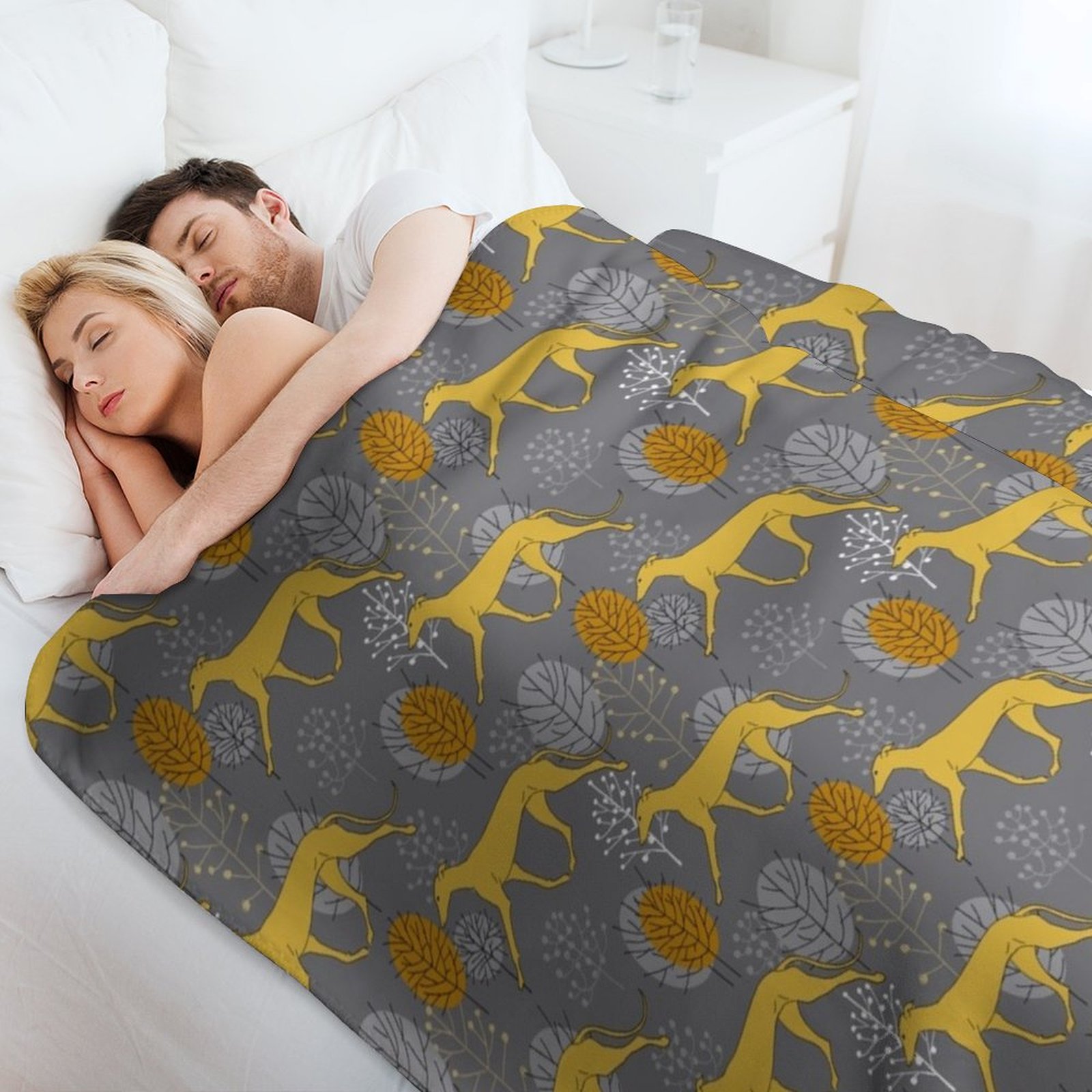 Trotting yellow galgos Throw B - Luxury Bags Yellow 评论和价格