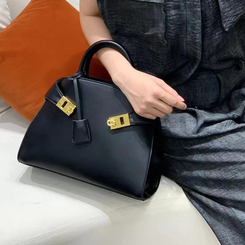 Shell Messenger Bags For Women - Luxury Bags On Sale 评论和价格